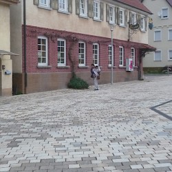 Frickenhausen-Linsenhofen Kelterplatz